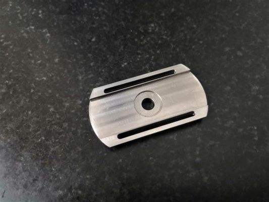 Carbon Steel CNC Milling Parts Flatness 0.08mm For Razor Shaving Blade Bracket